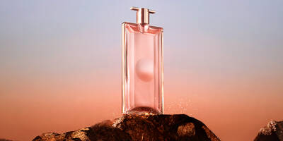 Bottle of warm and sensual Musk Perfume Idole