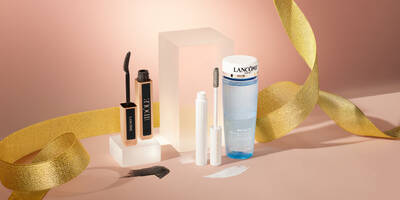 Mascara Gift Set with Lash Primer Mascara and Eye Makeup Remover for Holiday Gifting
