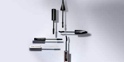 Mascara bush close up of Lancome mascaras with different mascara wands